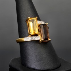 Glänzender Ring für Damen aus 333 8K Gold mit einem eingefassten Goldtopas, Rauchtopas und Zirkoniasteinen - Größe ca. 58