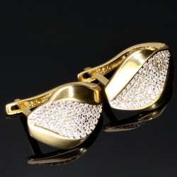 Glänzende Gold-Ohrringe in elegantem Design mit Zirkonia und englischem Verschluss aus massivem 585er 14K Gelbgold