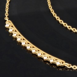 Feines Damencollier aus 585er (14k) Gelbgold mit einem von Zirkoniasteinen besetzten Anhänger in graziösem Design  (Länge ca. 45 cm)
