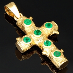 Luxuriöser in Handarbeit gefertigter Goldanhänger, der kunstvoll Baumäste nachbildet und die Form eines Kreuzes darstellt, ist mit 6 funkelnden Smaragden (ca. 0,7 ct. gesamt) im Rundschliff besetzt (750er 18K Gold)