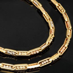 Exquisite Ankerkette aus hochwertigem 585 / 14K Tricolor Gold (Gelbgold, Weißgold und Roségold) für Herren und Damen (ca. 60cm Länge)