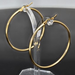 Edle Creolen aus hochwertigem, glänzend poliertem 14K / 585 Gold (Gelbgold)