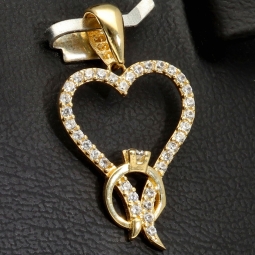 Anhänger - Motiv Herz mit verschlungenem Ring in 585er 14K Gold (Gelbgold) mit Zirkonia besetzt