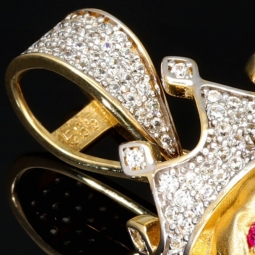 Prunkvoller Löwenkopf - Anhänger aus edlem 585 14K Gold mit funkelndem Zirkoniabesatz (ca. 10,1g)