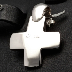 Italienischer Markenschmuck - Seltener Pomellato Kreuz-Anhänger aus massivem Gold (18K 750 Weißgold)