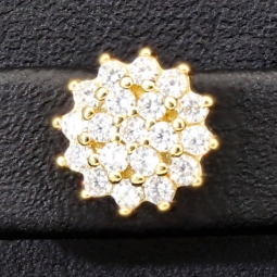 Feine Ohrstecker mit funkelnden Zirkonia (Diamant-Imitation-Steine, Brillantschliff) auf edlem 925er Silber, vergoldet