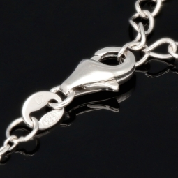 Feines Armband aus 925er Sterling Silber mit Herz-Anhänger und funkelnden Zirkoniasteinen  (Diamantimitaten) - Länge verstellbar in ca. 18, 19, 20, 21, 22 cm