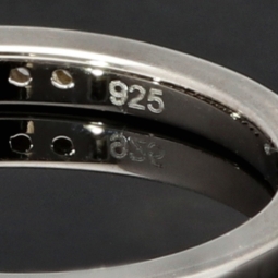 Ring aus 925 Sterling Silber in modernem Design mit feinem Zirkonia-Besatz (Diamantimitationen) - RG ca. 50