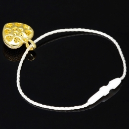 Baby-Armband mit funkelndem Herz-Anhänger aus 925er Silber, vergoldet, besetzt mit brillantgeschliffenen Zirkonia (Diamantimitaten) in edlen Krappenfassungen - ca. 14cm