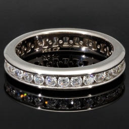 Memory-Ring aus 925 Sterling Silber – Trendiges Design mit leuchtendem Zirkonia-Besatz (Diamantimitationen) - RG ca. 53