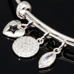 Armreif aus Sterling 925 Silber mit funkelnden Charms, besetzt mit vielen leuchtenden Zirkoniasteinen (Diamantimitationen) längenverstellbar ca. 18 - 21 cm