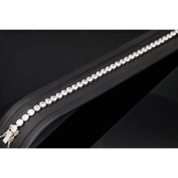 Qualitätsvolles Silberarmband (925 sterling, rhodiniert) mit zahlreichen brillantgeschliffenen Zirkoniasteinen (Diamantimitationen)  ca. 20 cm