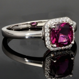 Glanzvoller Ring mit Zirkonia (Brillantschliff, Diamantimitat) im Schliffmix – 925er Sterling Silber, rhodiniert und poliert RG ca. 60