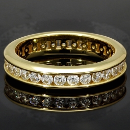 Eleganter Memory-Ring mit 28 leuchtenden Zirkoniasteinen (Diamant-Imitation ca. 0,84ct) – 925er Silber vergoldet - RG 53-54
