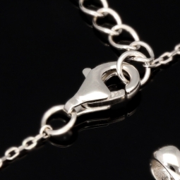 Feines Schmuckset aus 925er Sterlingsilber mit funkelndem Zirkonia im Brillantschliff (Diamantimitat) in Krappen gefasst