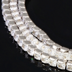 Dreireihiges Zirkonia-Armband / Zugarmband (Diamantimitationen, Brillantschliff) aus 925er Sterling Silber – filigran, funkelnd & längenverstellbar (ca. 16–21 cm) -  mit ca. 140 fein eingearbeiteten Zirkoniasteinen (Diamantimitationen, Brillantschliff)