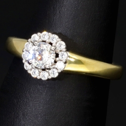Funkelnder Silberring für Damen – 925er Silber, edel vergoldet, mit Zirkonia im Brillantschliff (Diamantimitation, 0,47 ct) - Ringgröße ca. 54