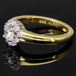 Funkelnder Silberring für Damen – 925er Silber, edel vergoldet, mit Zirkonia im Brillantschliff (Diamantimitation, 0,47 ct) - Ringgröße ca. 54