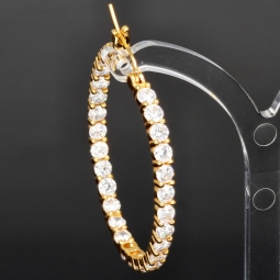 Vergoldete Creolen / Ohrringe aus 925 Sterling Silber mit 58 Zirkonia im Brillantschliff (Diamantimitationen)