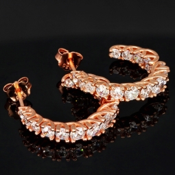 Glänzende Creolen / Ohrringe aus vergoldetem 925er Sterling Silber in außergewöhnlichem Design mit Zirkonia im Brillantschliff (Diamant-Imitationen)