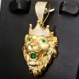 Prunkvoller Löwenkopf - Anhänger aus edlem Gold (585 14K Gelbgold) mit funkelndem Zirkoniabesatz (ca. 11,4g)