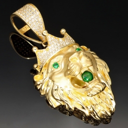 Prunkvoller Löwenkopf - Anhänger aus edlem Gold (585 14K Gelbgold) mit funkelndem Zirkoniabesatz (ca. 11,4g)