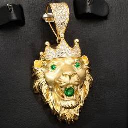 Prunkvoller Löwenkopf - Anhänger aus edlem Gold (585 14K Gelbgold) mit funkelndem Zirkoniabesatz (ca. 11,4g)