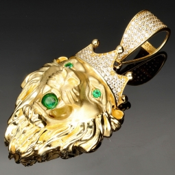 Prunkvoller Löwenkopf - Anhänger aus edlem Gold (585 14K Gelbgold) mit funkelndem Zirkoniabesatz (ca. 11,4g)