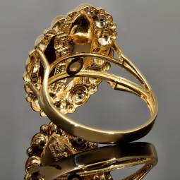 Edler Statement-Ring aus 585 / 14K Gold im Greco-Stil mit feinen Details in Bicolor-Optik (Gelbgold und Weißgold) in Ringgröße ca. 59