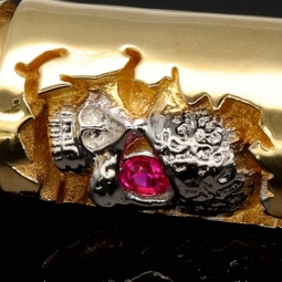 Patrone mit Schädel - Gold-Anhänger aus 14K 585 Bicolor Gold (Gelbgold und Weißgold) mit Zirkoniabesatz