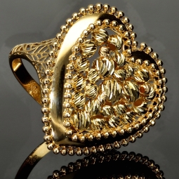 Statement-Ring dür Damen mit einem großen, funkelnden Herz aus Gold (585 14K Gelbgold) in RG ca. 57