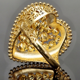 Statement-Ring dür Damen mit einem großen, funkelnden Herz aus Gold (585 14K Gelbgold) in RG ca. 57