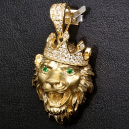 Löwenkopf-Anhänger aus hochwertigem 14k Gelbgold (585) mit Zirkoniabesatz – (ca. 4,6 g)