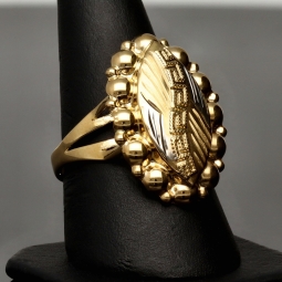 Bicolor Ring aus 585 / 14K Gold im Greco-Design mit filigranen Details (Gelbgold und Weißgold) in Ringgröße ca. 59