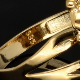 Bicolor Ring aus 585 / 14K Gold im Greco-Design mit filigranen Details (Gelbgold und Weißgold) in Ringgröße ca. 59