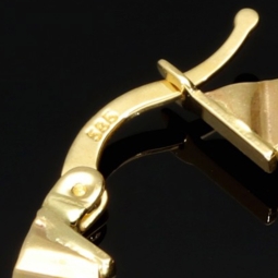 Sehr schöne Creolen aus edlem Gold (585er 14K Gelbgold) mit Klappverschluss