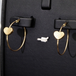 Funkelnde Gold-Ohrringe mit feinem Reliefdesign aus 14K 585er Gelbgold