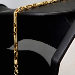 Edles Armband aus Gold mit feinem Greco-Design ca. 22cm lang und 4mm breit (585 / 14k)