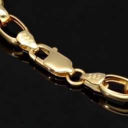 Steigbügel- und Plättchenarmband-Mix, gefertigt aus 585er (14 Karat) Gelbgold. Länge ca. 20 cm, Breite 8mm – hochwertig verarbeitet und klassisch-modern im Design
