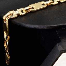 Steigbügel- und Plättchenarmband-Mix, gefertigt aus 585er (14 Karat) Gelbgold. Länge ca. 20 cm, Breite 8mm – hochwertig verarbeitet und klassisch-modern im Design