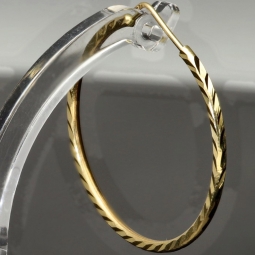Edle Creolen / Ohrringe mit diagonal, gestepptem Muster aus hochwertigem Gold (585er 14K Gelbgold)