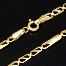 Kurze Goldkette im Figaro-Design aus funkelndem 585 / 14k Gold in ca. 45cm, 2,5mm