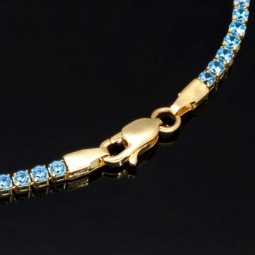 Funkelndes Tennisarmband mit leuchtend, blauen Zirkoniasteinen aus 585 14K Gold in (ca. 18 cm Länge)