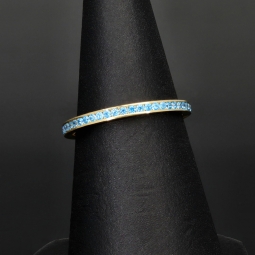 Funkelnder Ring aus 14K 585 Gold mit strahlenden, hellblauen, türkisen Zirkonia bestückt Ringgröße ca. 50