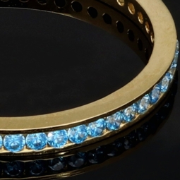Funkelnder Ring aus 14K 585 Gold mit strahlenden, hellblauen, türkisen Zirkonia bestückt Ringgröße ca. 50