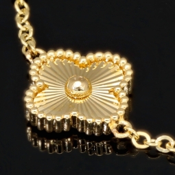 Hochwertig gearbeitetes Armband aus edlem 585 14K Gold (Gelbgold) in filigranem Kleeblatt-Design - ca. 18,5 - 20 cm längenverstellbar