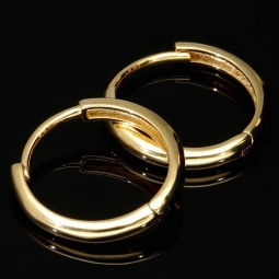 Mini-Creolen aus glänzend poliertem 14K / 585 Gold (Gelbgold) mit praktischem Verschluss