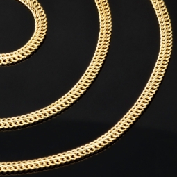 Feingliedrige, flache Goldkette aus hochwertigem Gelbgold (585/14k Gold) in 45 cm Länge, 3mm Breite