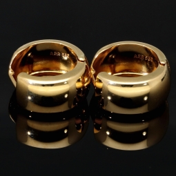 Funkelnde Mini-Creolen / Ohrringe aus edlem 585 14K Gold in stilvollem halb poliertem und halb rautiertem Design