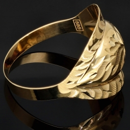 Ring aus Gold mit einzigartigem Dekor kunstvoll gestaltet aus edlem 585 14K Gelbgold